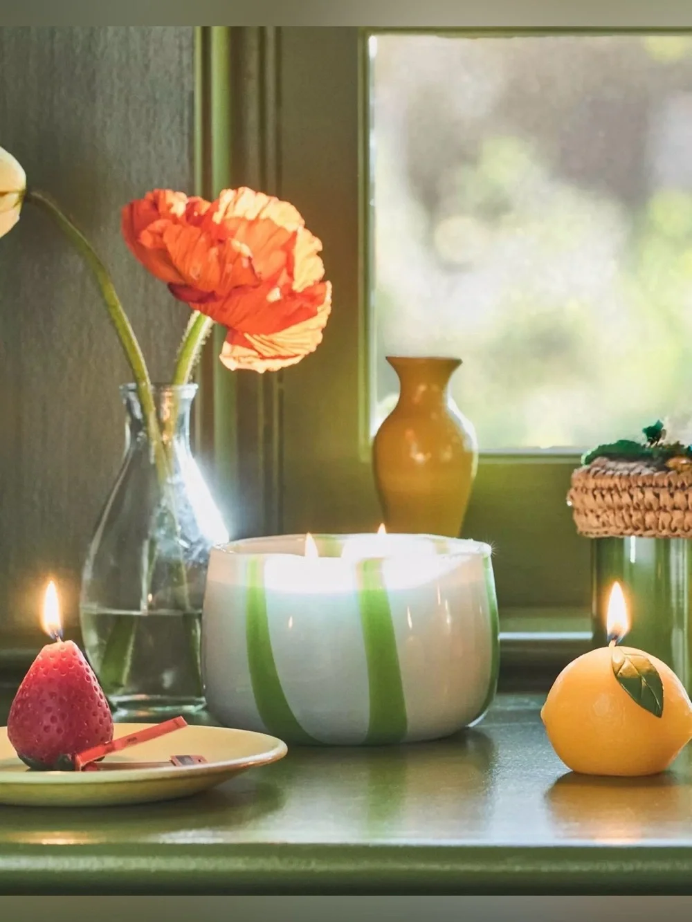 NEW Anthropologie Strawberry Shaped Wax Candles - Set of 4  🍓